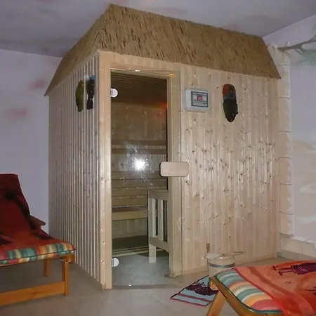 فندق مبيت وإفطار Servus 3*