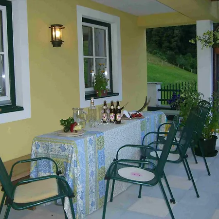 فندق مبيت وإفطار Servus