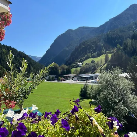 Servus Bed and Breakfast Viehhofen