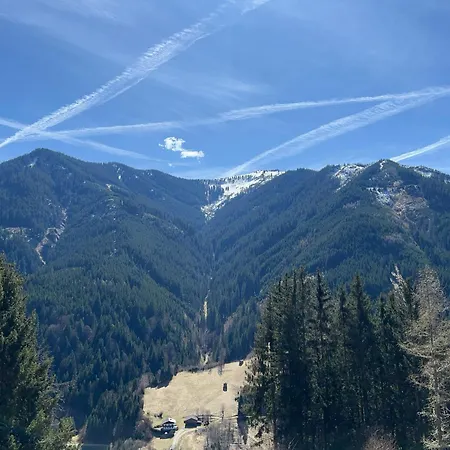 Servus فندق مبيت وإفطار 3*